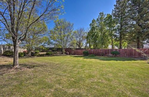 Inviting Bakersfield Home with Spacious Yard! - Photo 17