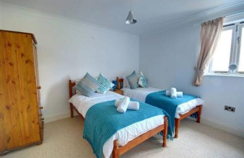 Priory House; sleeps 6-20 - Foto 43