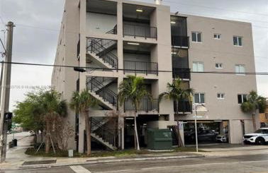 Spacious 3BR-2BA Apt near Downtown-Miami Airport - Foto 19