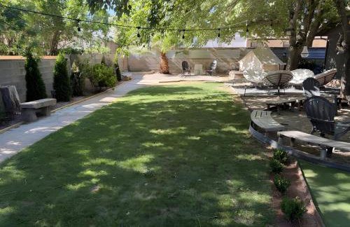 St George Family Getaway with Fire Pit, Ping Pong and Pet-Friendly Amenities - Foto 27