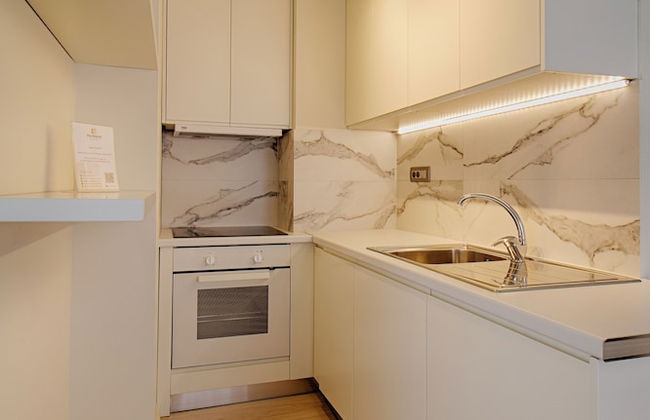 The Rooms Apartments Tirana - Photo 61