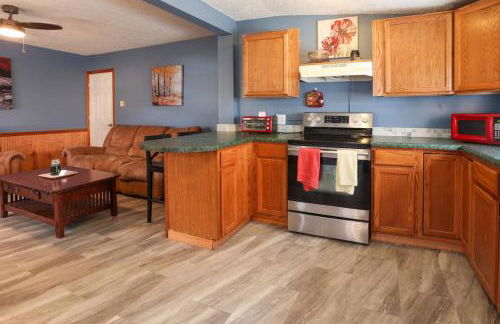 Pool-Table-Hot Tub-Fire Pit - Foto 20