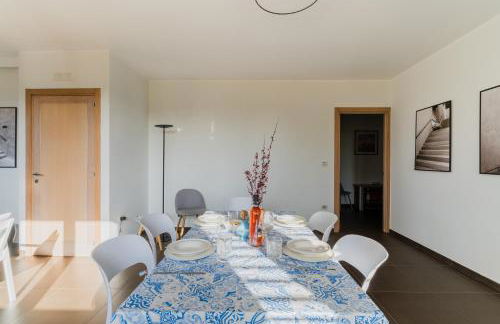 Intera villa ad uso esclusivo con 2 bagni 4 camere da letto,garage,giardino,area fitness,lavatrice,wifi - Foto 2