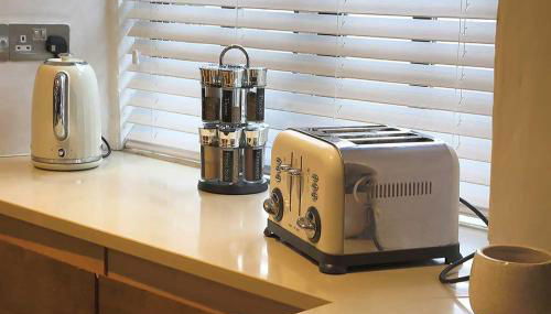 Charming 3 bedroom house with indoor wood burner. - Foto 5