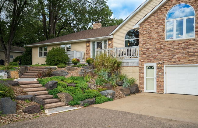 Manor on the River - Whole House - Photo 73