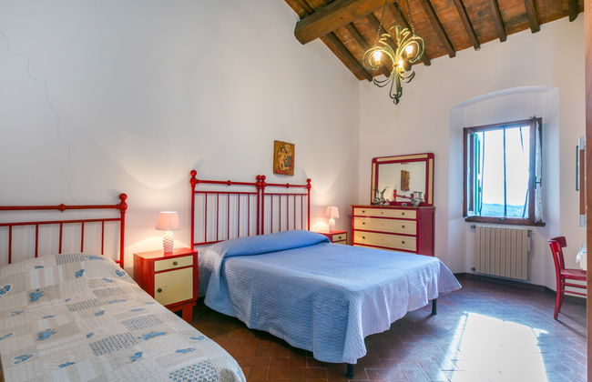 5 bedroom House in Pontassieve with garden and terrace - Photo 28