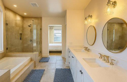 Situated in the heart of Costa Mesa near 17th Street - Foto 9