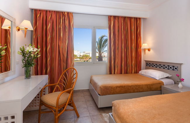 Corail Apart’hotel & Splash park - Photo 8