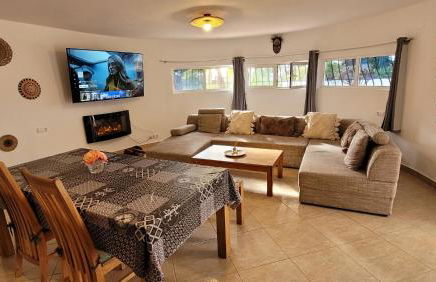 Casa Caledonia - Appartement dans villa avec jardin arboré et piscine à 500 M de la mer - Foto 6