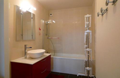 Appartement spacieux avec rooftop et garages privés à 3 min de la gare d'Épernon - FR-1-581-129 - Foto 18