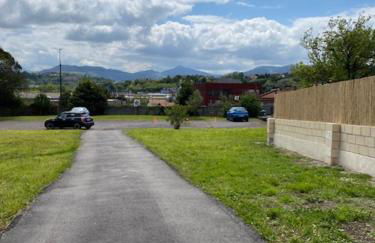 APARTAMENTO NIK en casa chalet con parking y jardin - Foto 19