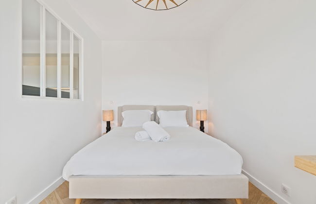 Brand New Retreat in Belair ID224 - Foto 2