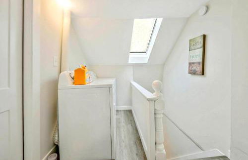 Chic, Cozy & New Prime location with AC, Street Parking #4 - Foto 11