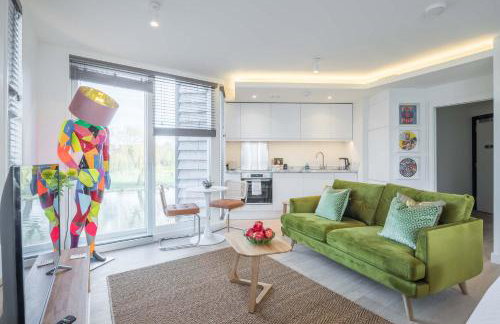 Superb Central Apt River Views & Parking - Foto 1