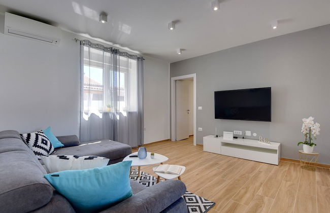 House in Valbandon Near Brijuni National Park - Photo 12