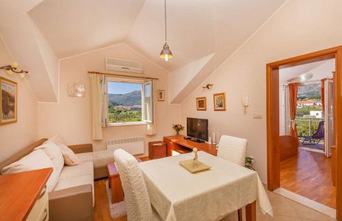 Apartman Sofia za 3 s parking blizu centra - Photo 18