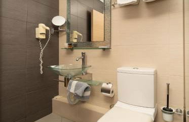 Tsokas Hotel - Photo 51