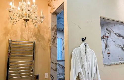 Luxury Mansion w Sauna Shower and Hot Tub - Foto 14