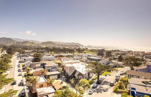 Pacifica Storybook Beach House - Photo 1
