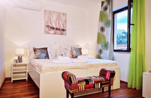 Apartments Ante 2 Hvar center, pool - Photo 21