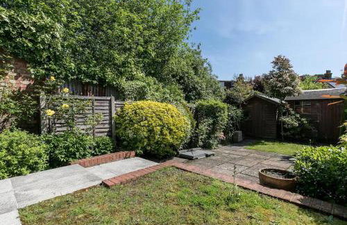 Super Chic Apartment in Beautiful Sunninghill - Pass the Keys - Foto 24