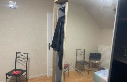 Comfortable apartment in a peaceful setting - Photo 15