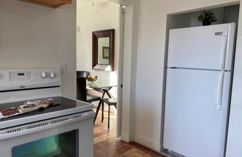 Harding Boutique Apartments - Photo 15