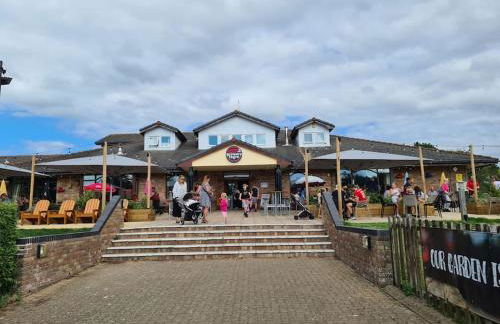 Modern 1 bed apartment next to beach and golf course - Foto 40