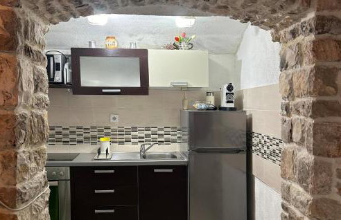 Gorgeous Home In Donje Selo - Photo 5