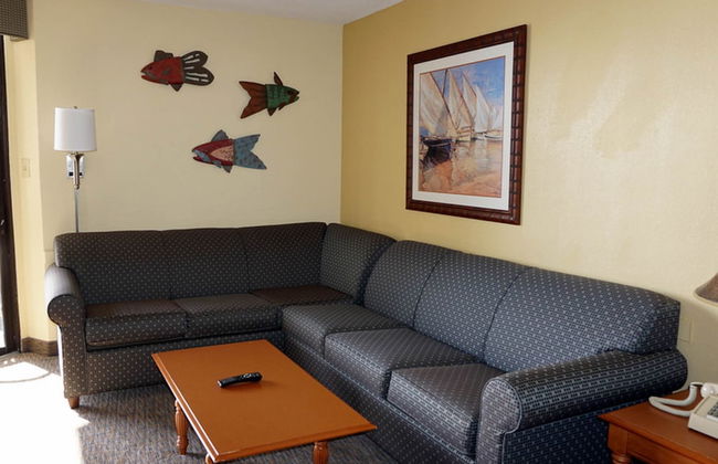 Schooner II Beach and Racquet Club - Photo 14