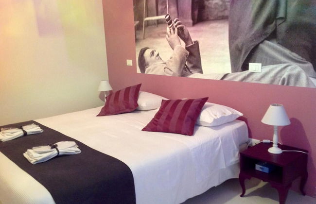 Villa Venice Movie - Photo 23