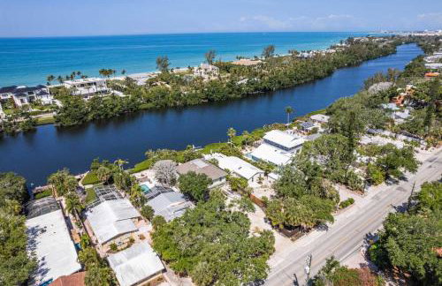 Blue Lagoon Hideaway 3BR Coastal Chic Retreat - Foto 39