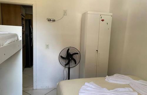 Casa espaçosa na praia do santinho sc - Foto 7