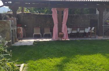 La antigua escuela bajo la Tesla - Photo 20