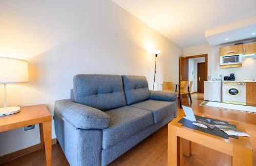 MLE16A2320 - Amplio piso 1 dormitorio en Chamartín - Alquiler temporal - Photo 26