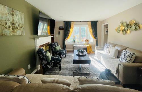 Private Estate, walk to Princeton downtown, 3 Bedrooms, 2 Bath, with Free Parking - Photo 3