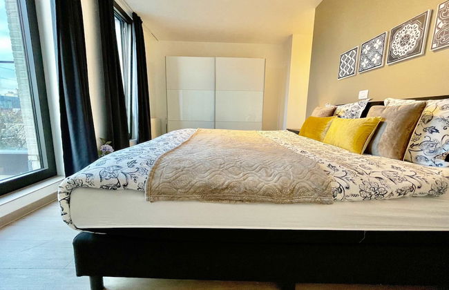 Modern 2BR Penthouse Near Diamond District by Oneluxstay - Foto 15