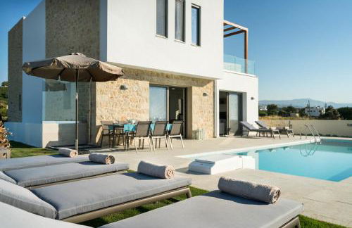 Beachfront Nymphes Aigli with Private Pool, Children Area & BBQ - Photo 10