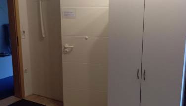 2-Personen Studio in ruhiger Umgebung - Photo 5, wardrobe