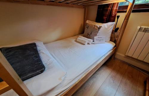 Loch Ness Balcony Apartment - Foto 13