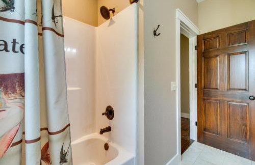 Flippin Home with Deck and Grill Steps to White River - Foto 23