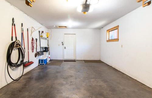 Incredible Views w Garage on Lake and bike trail - Foto 23