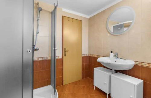 Apartment with Whirlpool and BBQ near Poreč - Foto 8