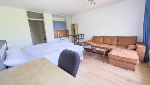 Ruhiges Apartment, Balkon, U-Bahn - Foto 3