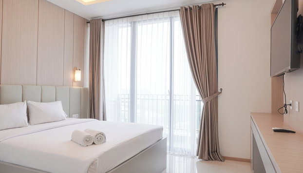 Nice And Comfort 1Br At 25Th Floor Samara Suites Apartment - Foto 3, Habitación