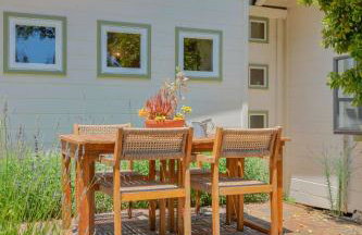 Serene Retreat with Hot Tub - Fire Pit - Deck - Foto 52