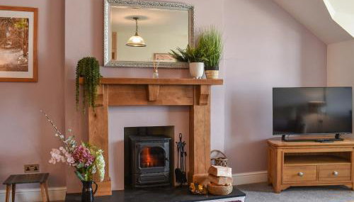 Ted's Place - Photo 3