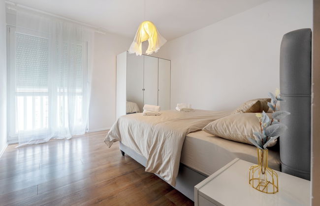 Modern apt With Balcony, 12 min Walk to the Beach - Foto 3