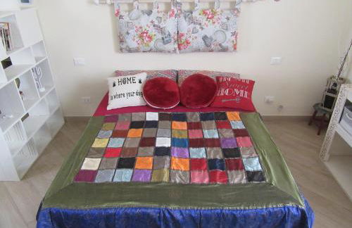 Un letto nel cortile - Foto 18