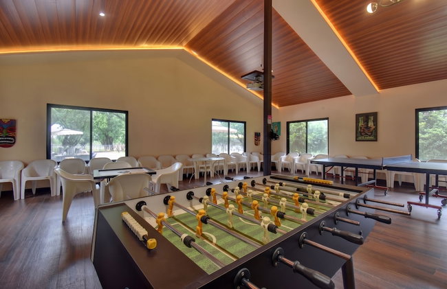 Tiki Farms – Polynesian Boutique Resort, Karjat - Foto 43